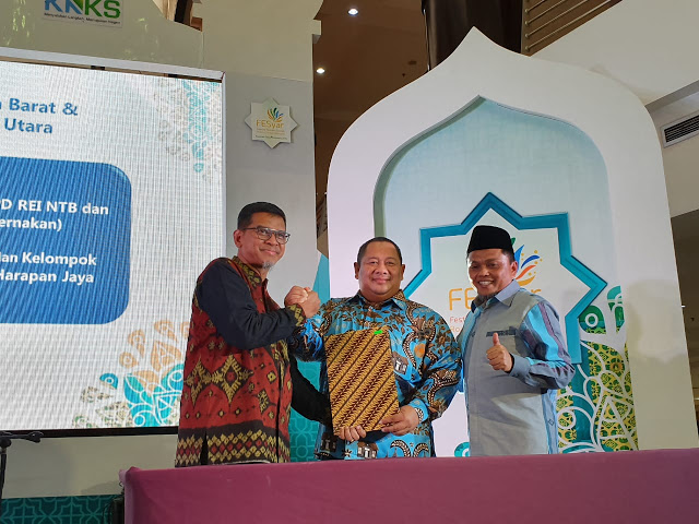 REI-dan-Bank-NTB-Syariah-Terima-Penghargaan-Penyalur-Rumah-Subsidi-Terbaik-Se-Indonesia